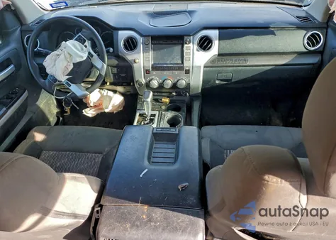 2018 Toyota Tundra Crewmax Sr5 z USA, uszkodzony, nr VIN 5TFDW5F1XJX708486